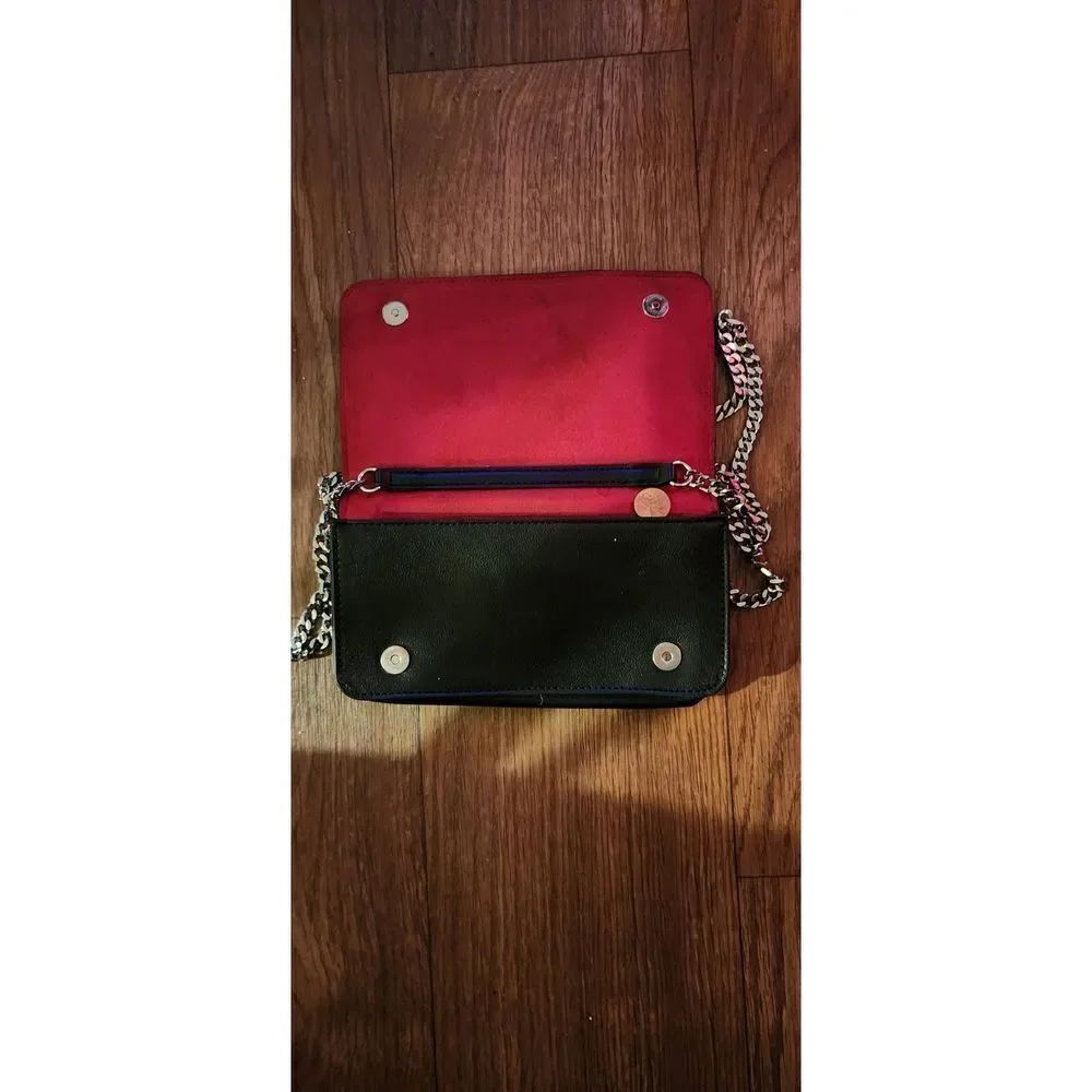 Forever 21 - Picture 4 of 6
